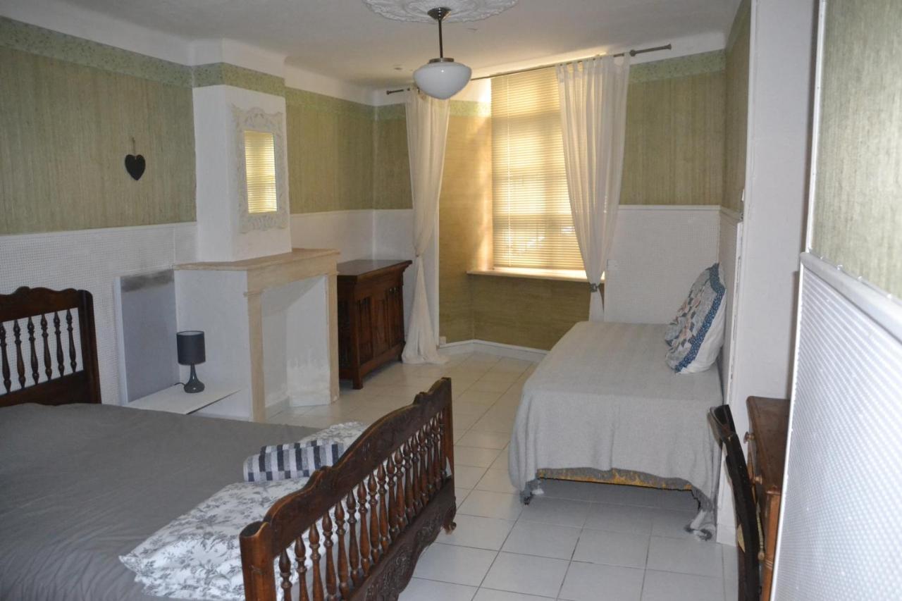 St Jean Du Gard : Spacious Apartment With Use Of Pool Saint-Jean-du-Gard Exterior foto