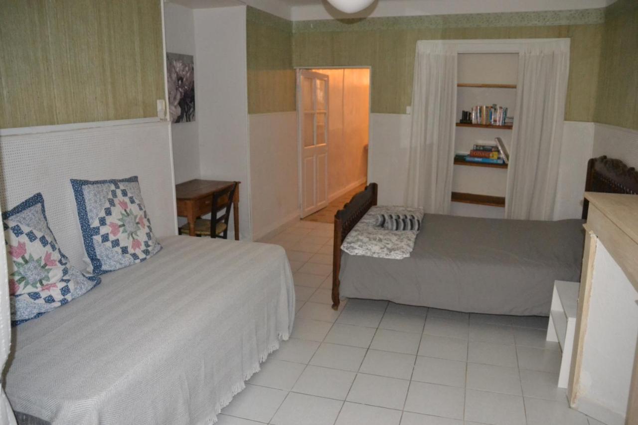 St Jean Du Gard : Spacious Apartment With Use Of Pool Saint-Jean-du-Gard Exterior foto